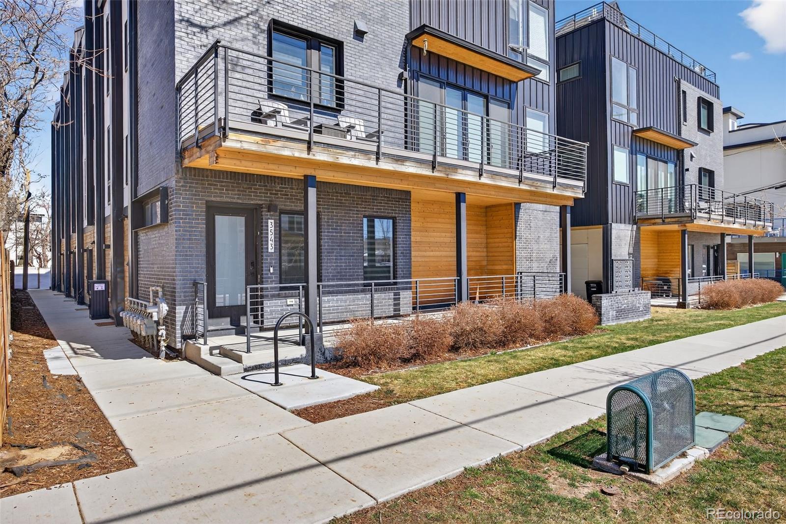 3535 W Conejos Place