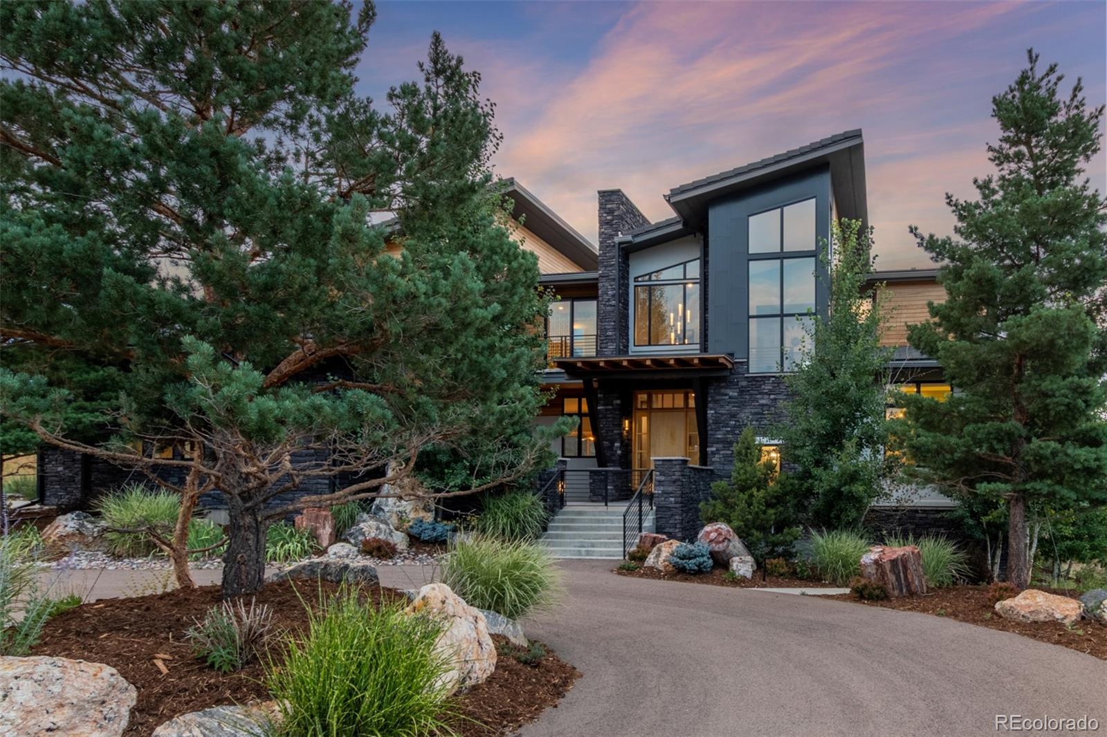 15480 Dinosaur Ridge Road
