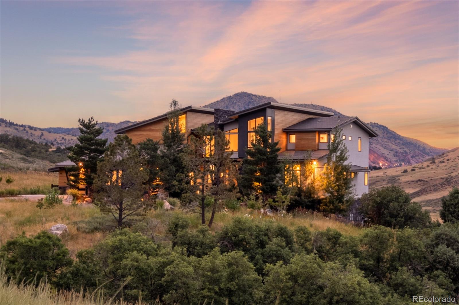 15480 Dinosaur Ridge Road