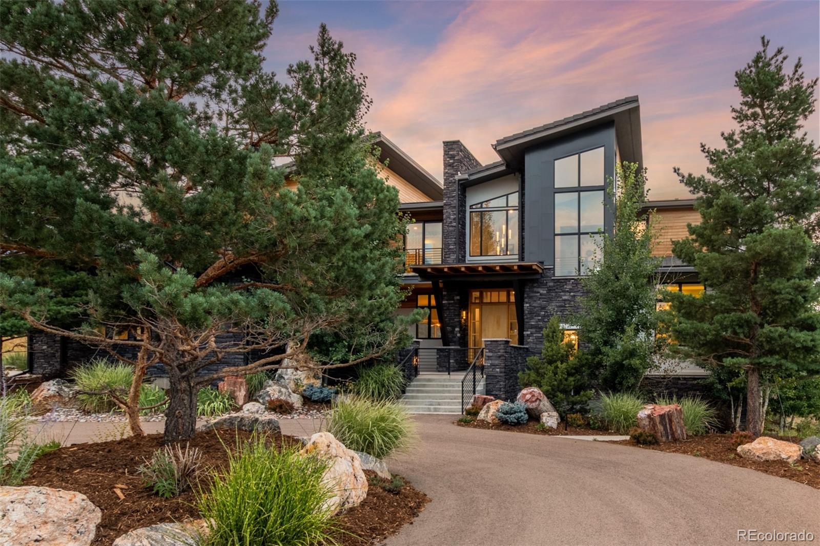 15480 Dinosaur Ridge Road