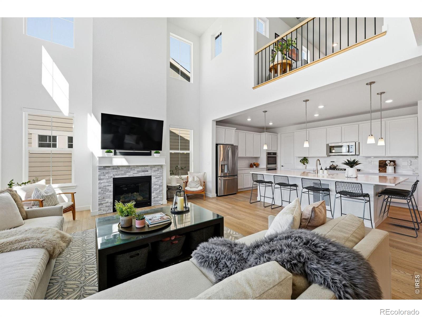 941 Wildrose Place