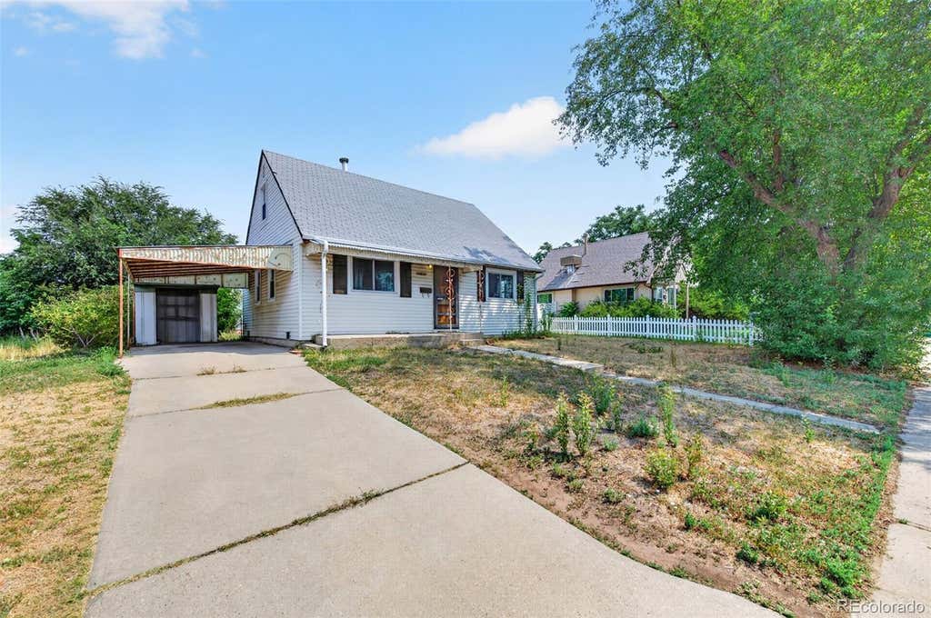 Photo of 10831 Lowry Place, Aurora, CO 80010 (MLS # 6840797)