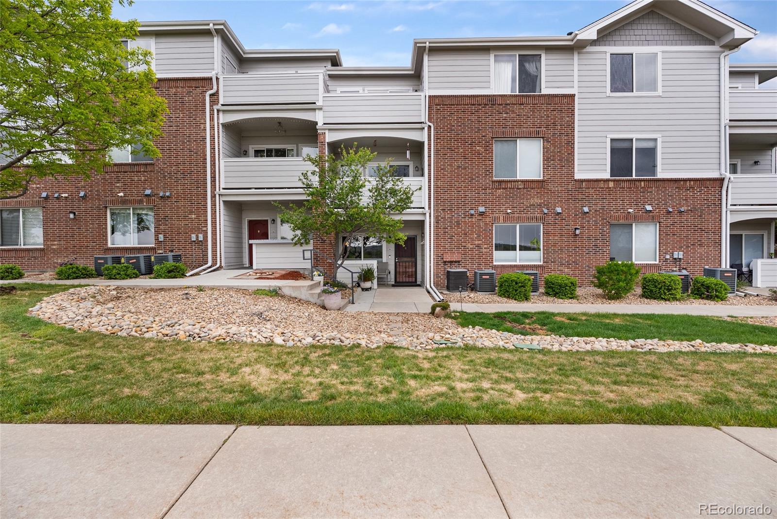 10239 W 55th Drive 3