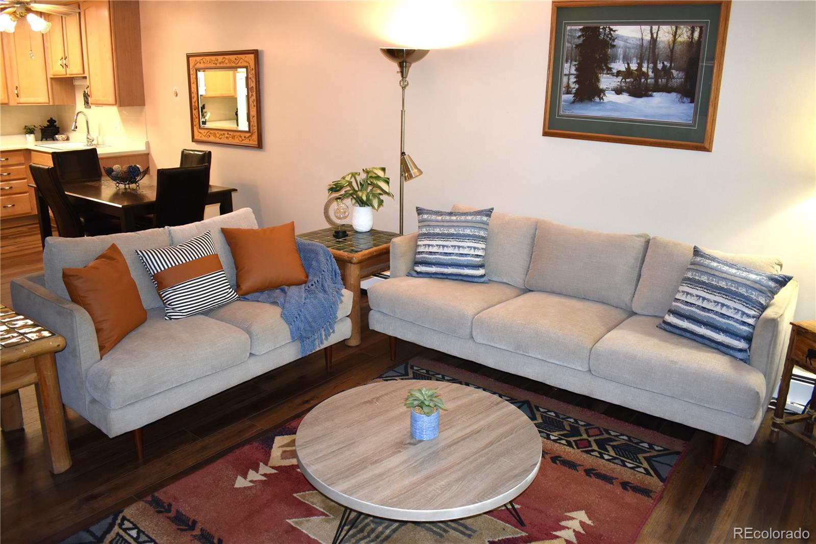 350 S Clinton Street 11D
