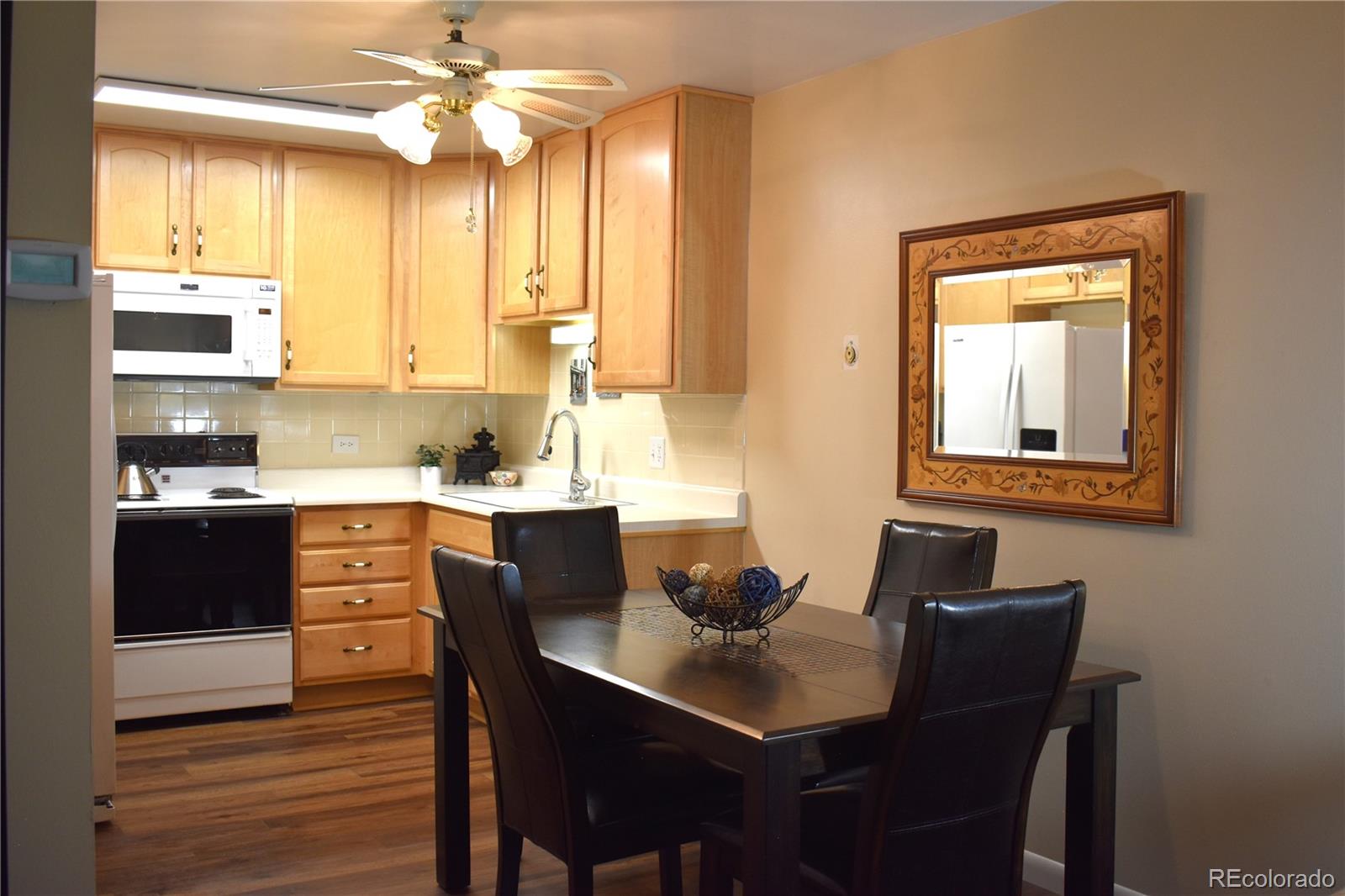 350 S Clinton Street 11D