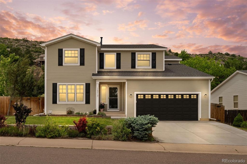 Photo of 7221 Pine Hills Way, Littleton, CO 80125 (MLS # 8245528)