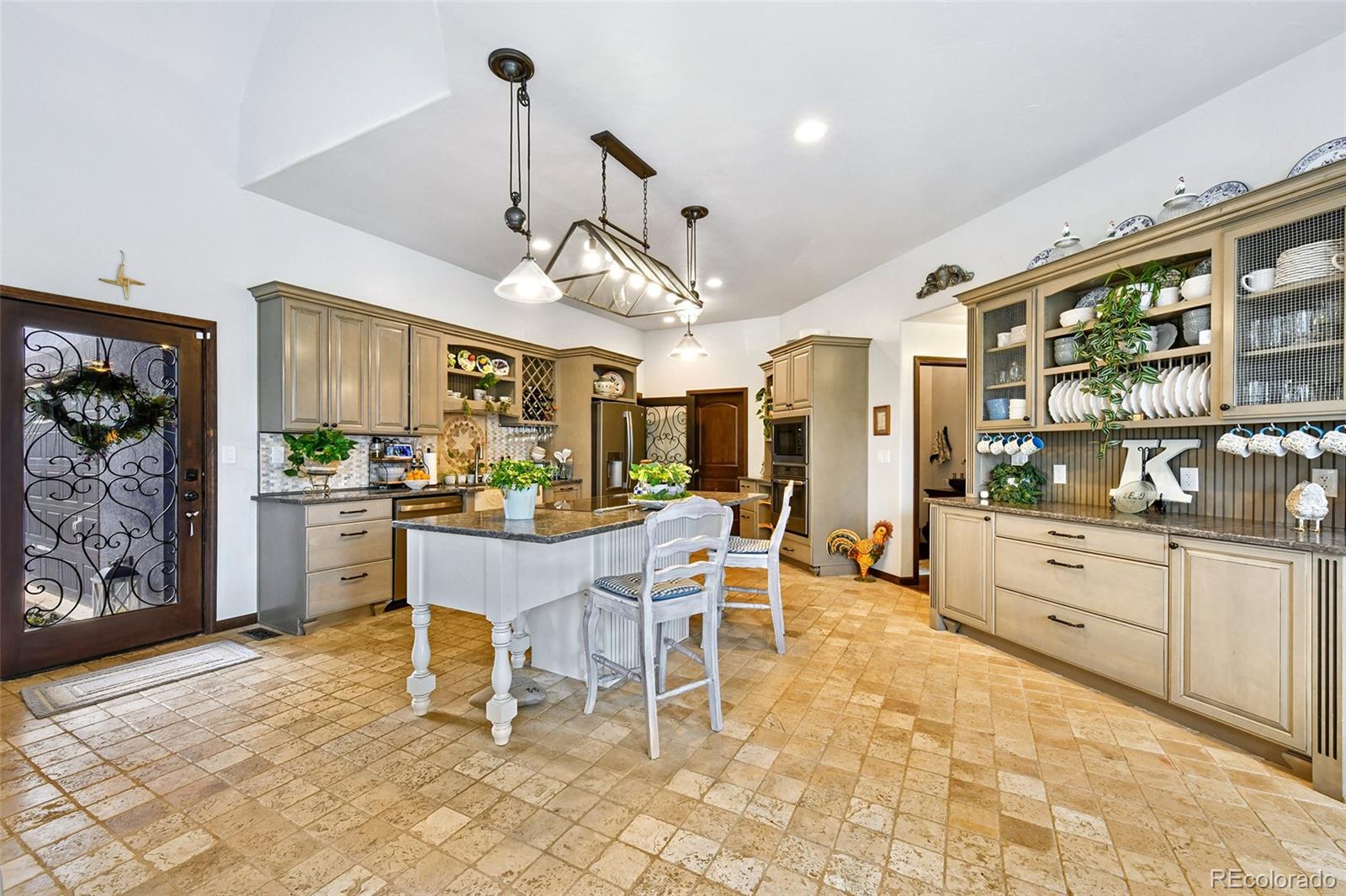 549 Mohawk Heights