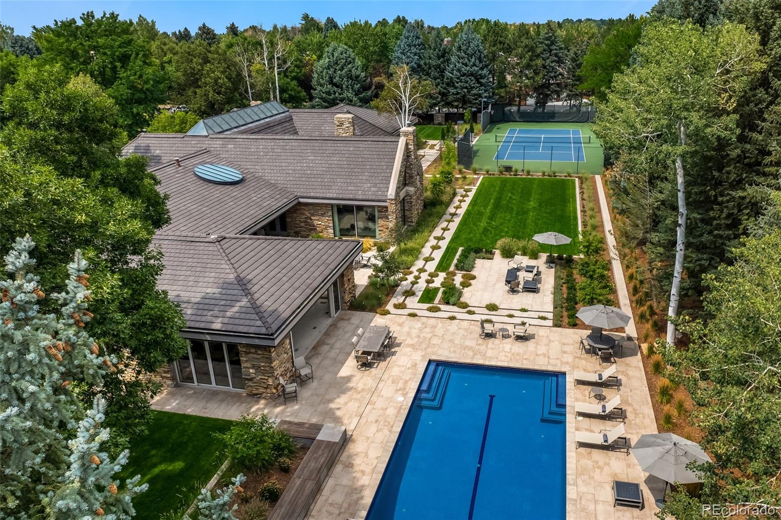 9 Cherry Hills Farm Court
