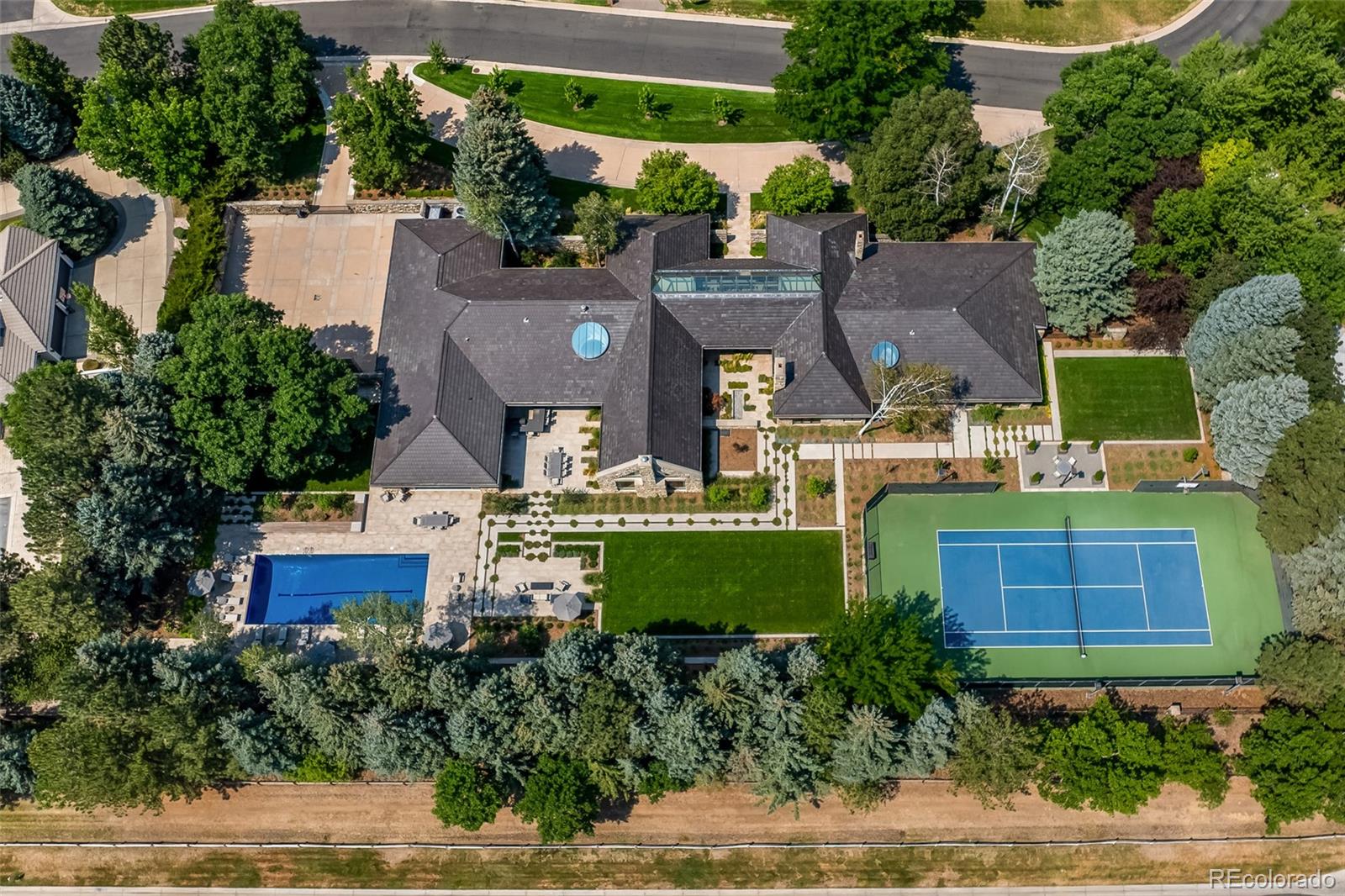 9 Cherry Hills Farm Court