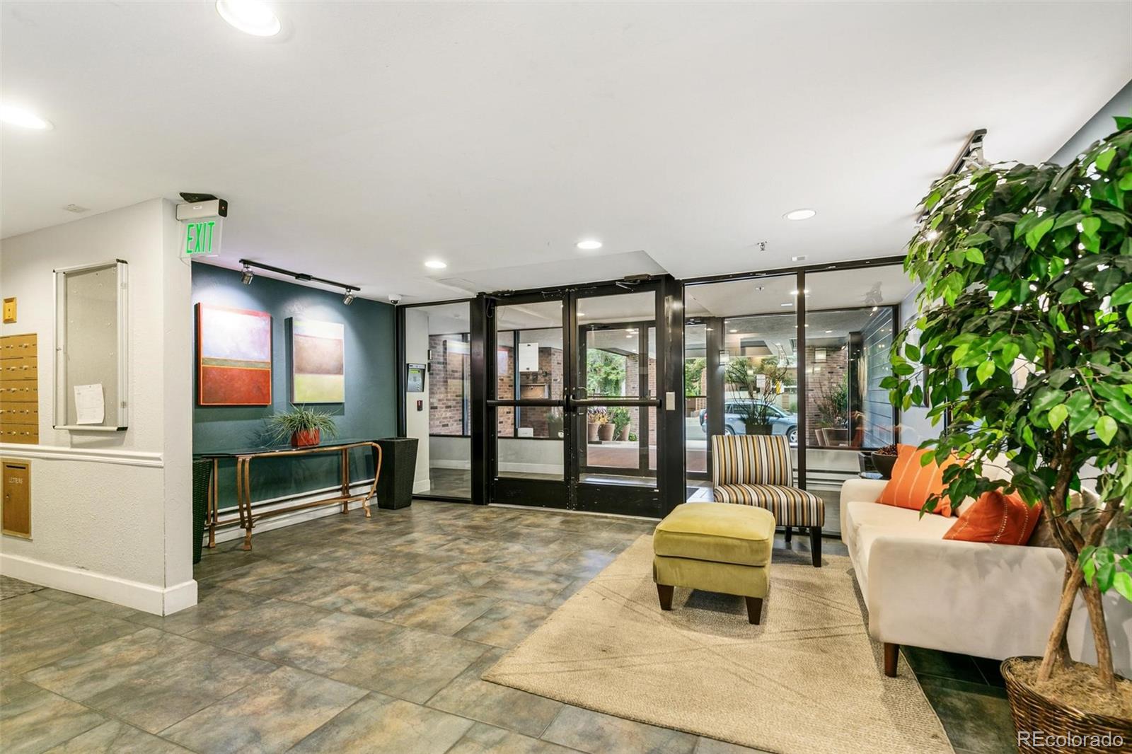 350 Detroit Street 403