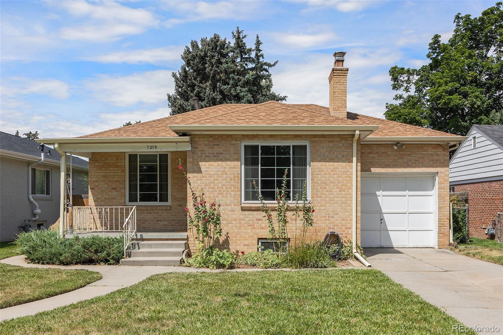 1215 Pontiac Street