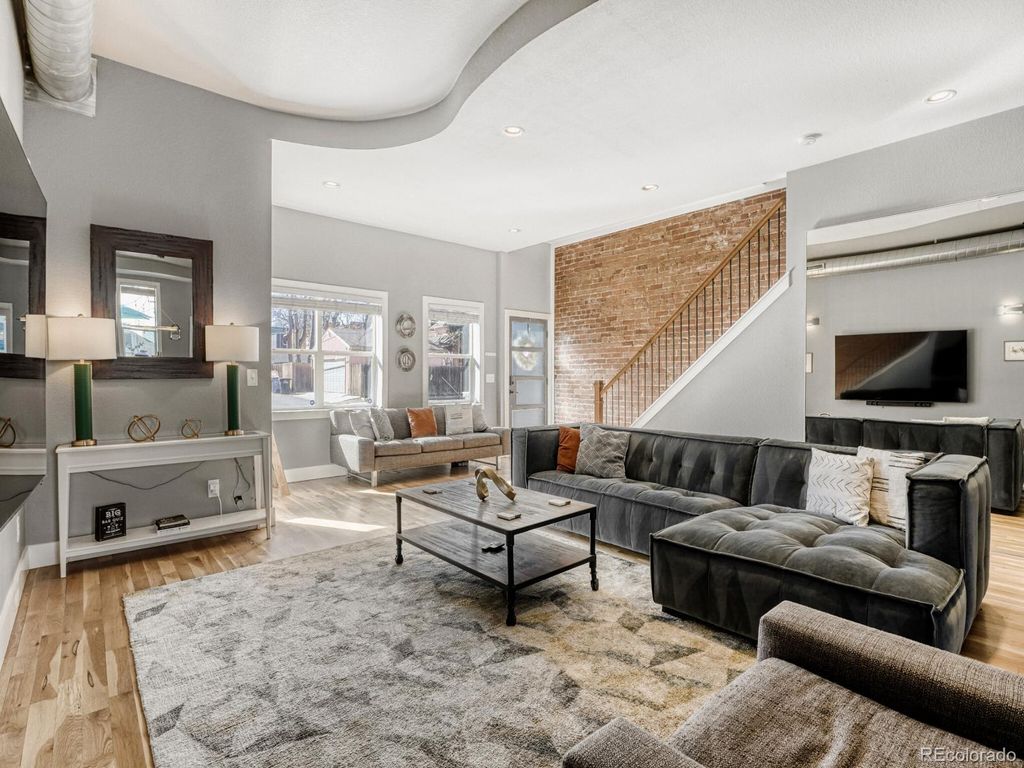 Photo of 1521 E 29th Avenue, Denver, CO 80205 (MLS # 9487612)