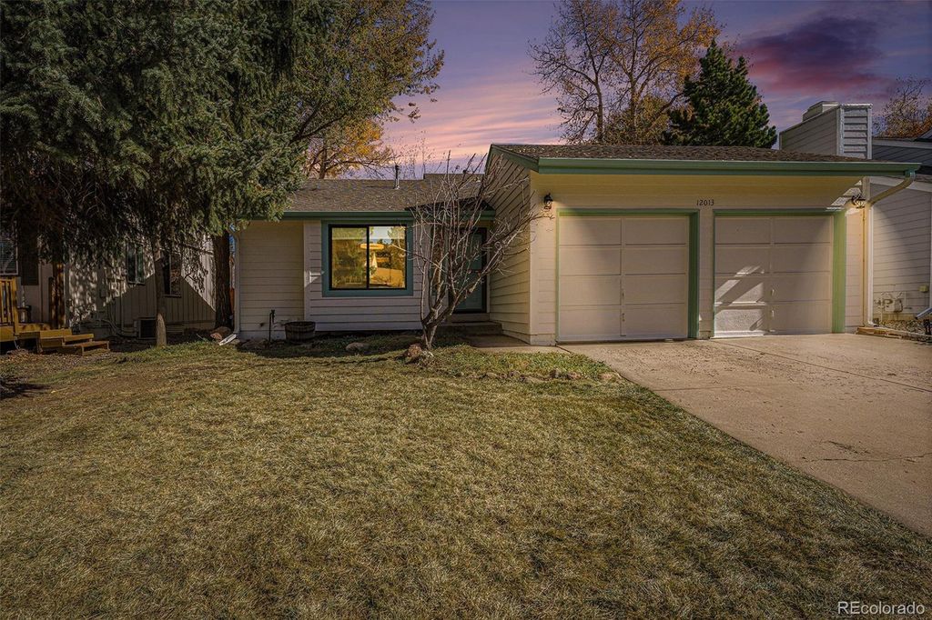 Photo of 12013 W Hornsilver Mountain, Littleton, CO 80127 (MLS # 4304250)
