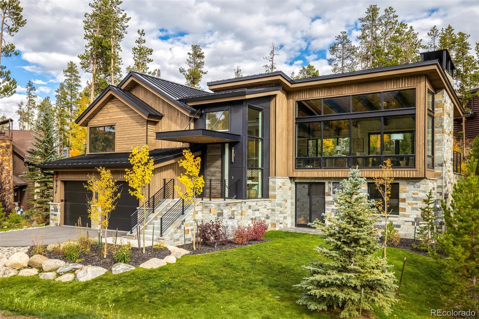 214 Windflower Lane