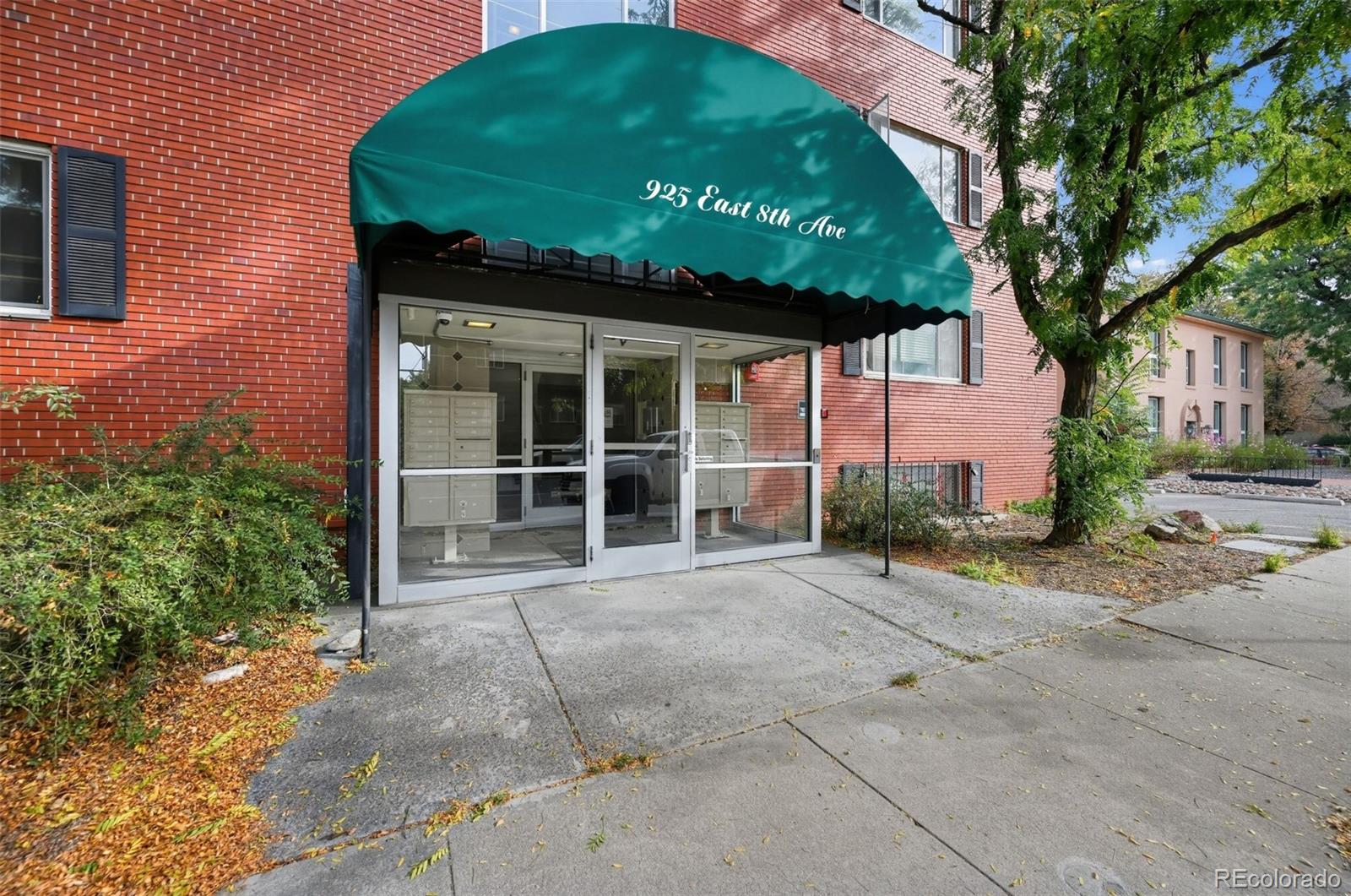 925 E 8th Avenue 20