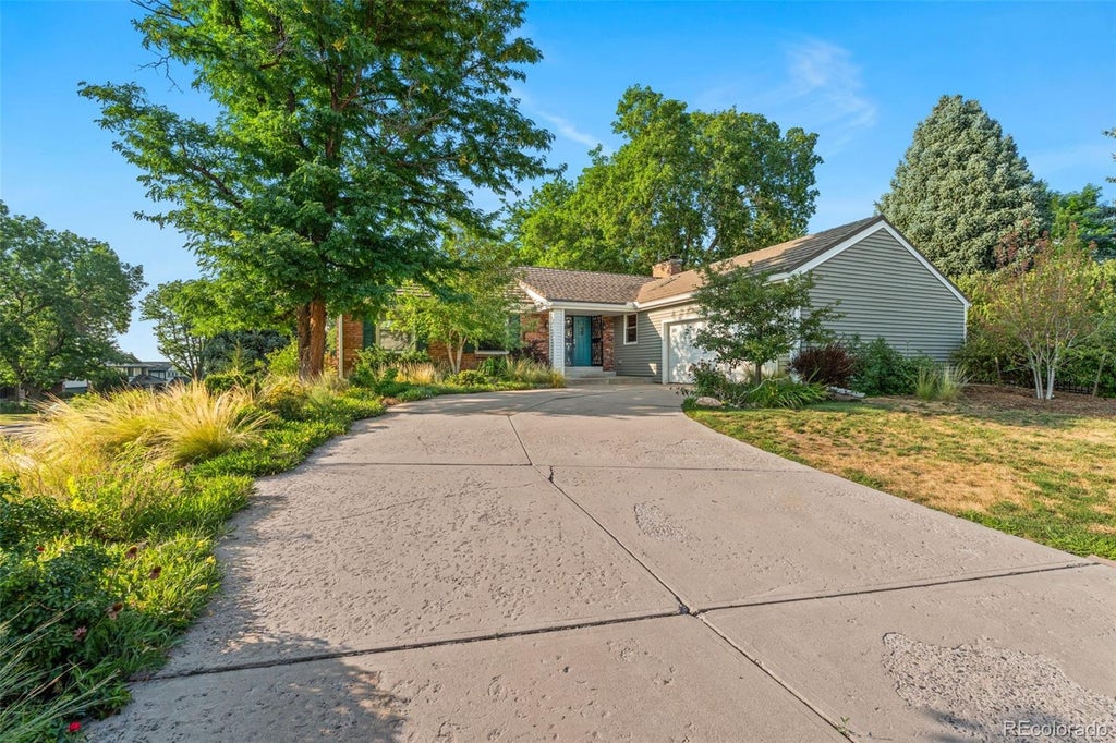 Photo of 3083 S Spruce Way, Denver, CO 80231 (MLS # 9391143)