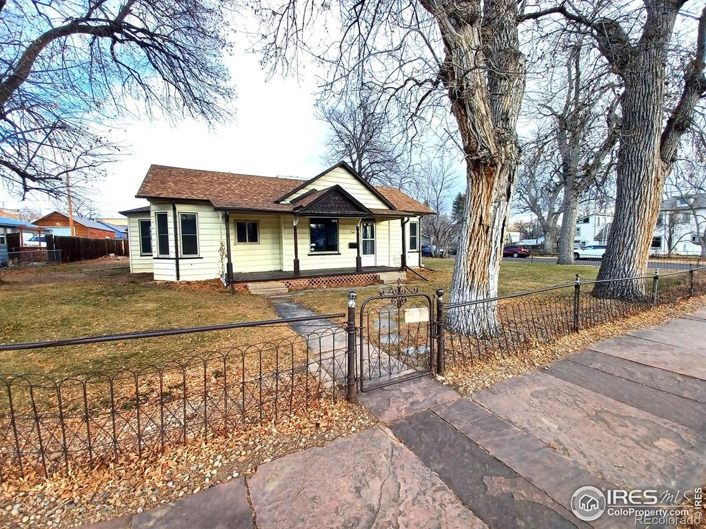 Photo of 409 E Cleveland Street, Lafayette, CO 80026 (MLS # IR1048565)