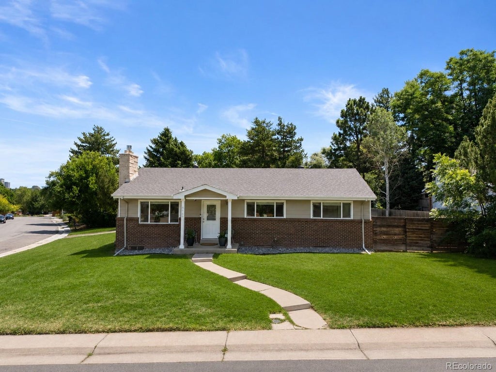 Photo of 6100 S Ivy Street, Centennial, CO 80111 (MLS # 5699233)