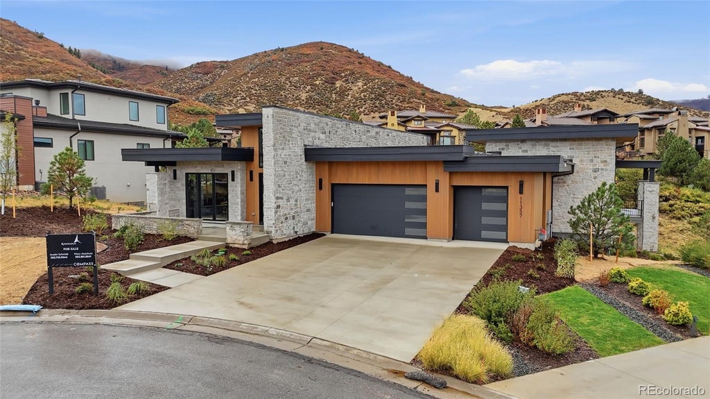 Photo of 11357 Birolli Place, Littleton, CO 80125 (MLS # 7879769)