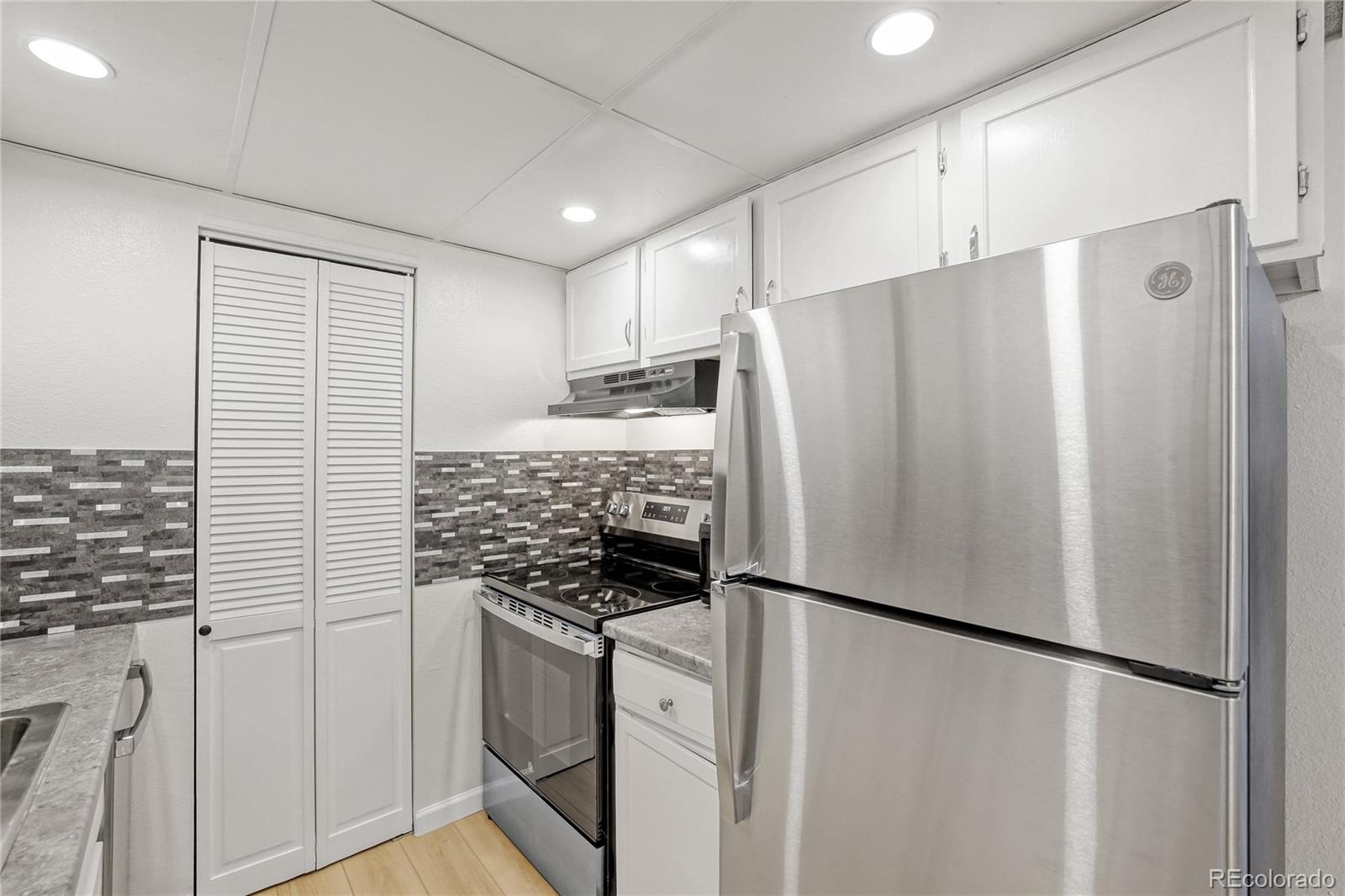 1350 Golden Circle 308