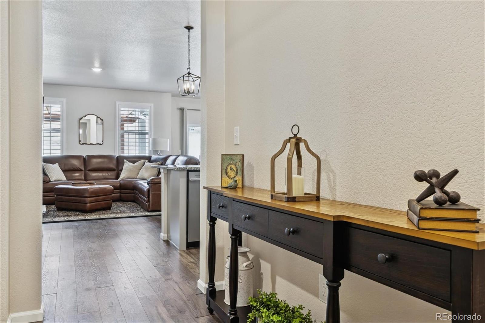 6015 Plains End Court