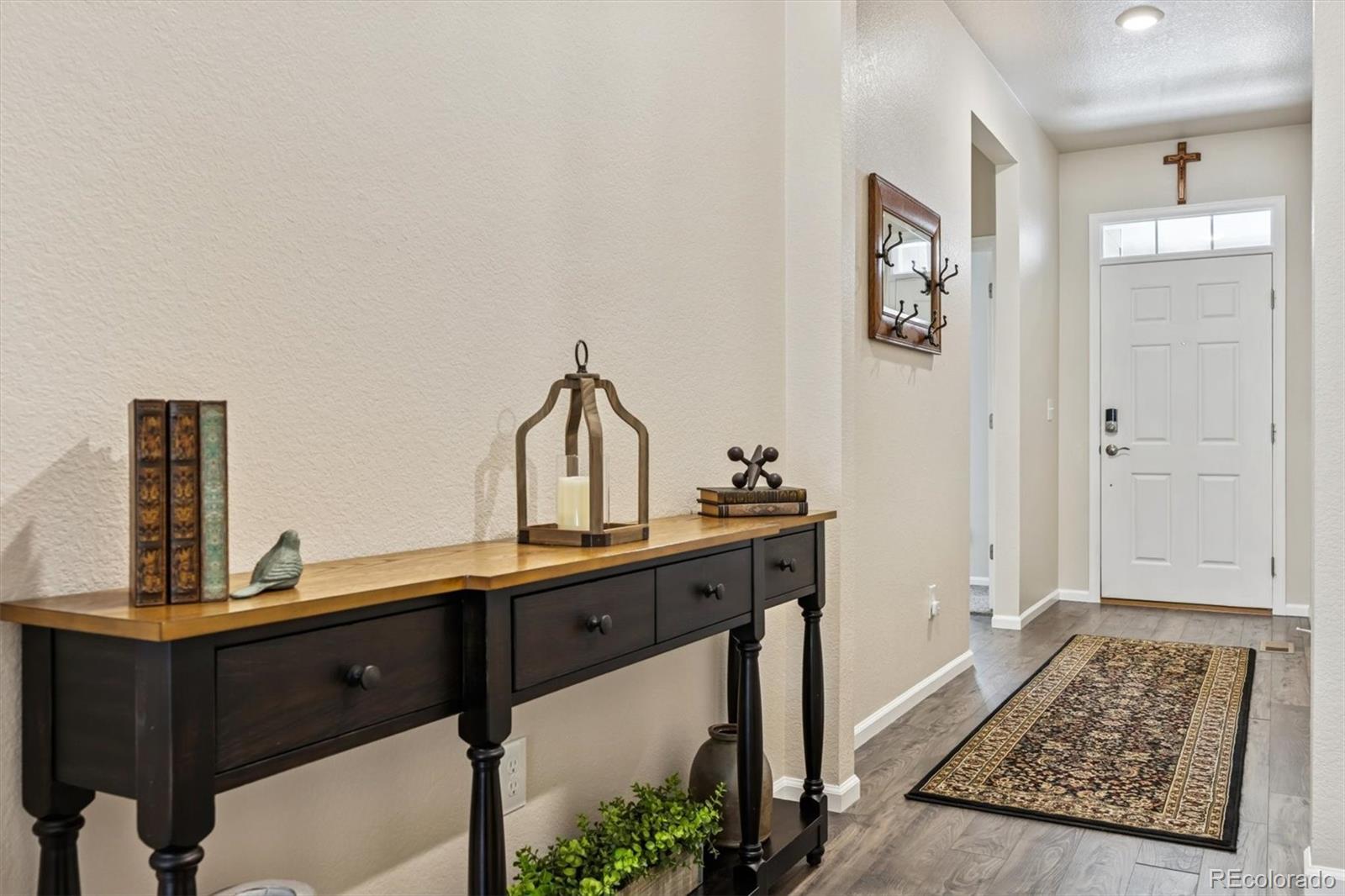 6015 Plains End Court