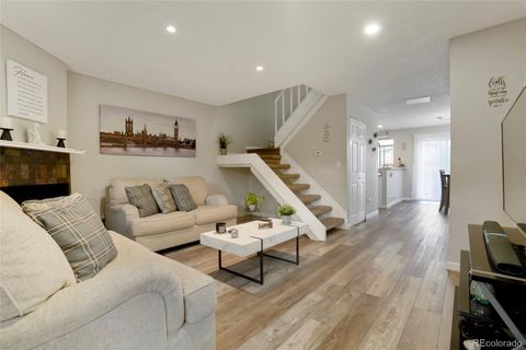 Photo of 1110 S Waco Street #D, Aurora, CO 80017 (MLS # 5831027)