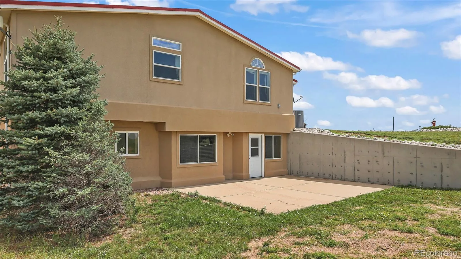 Akron, Colorado 80720, United States, 3 Bedrooms Bedrooms, ,3 BathroomsBathrooms,Residential,Active,175646