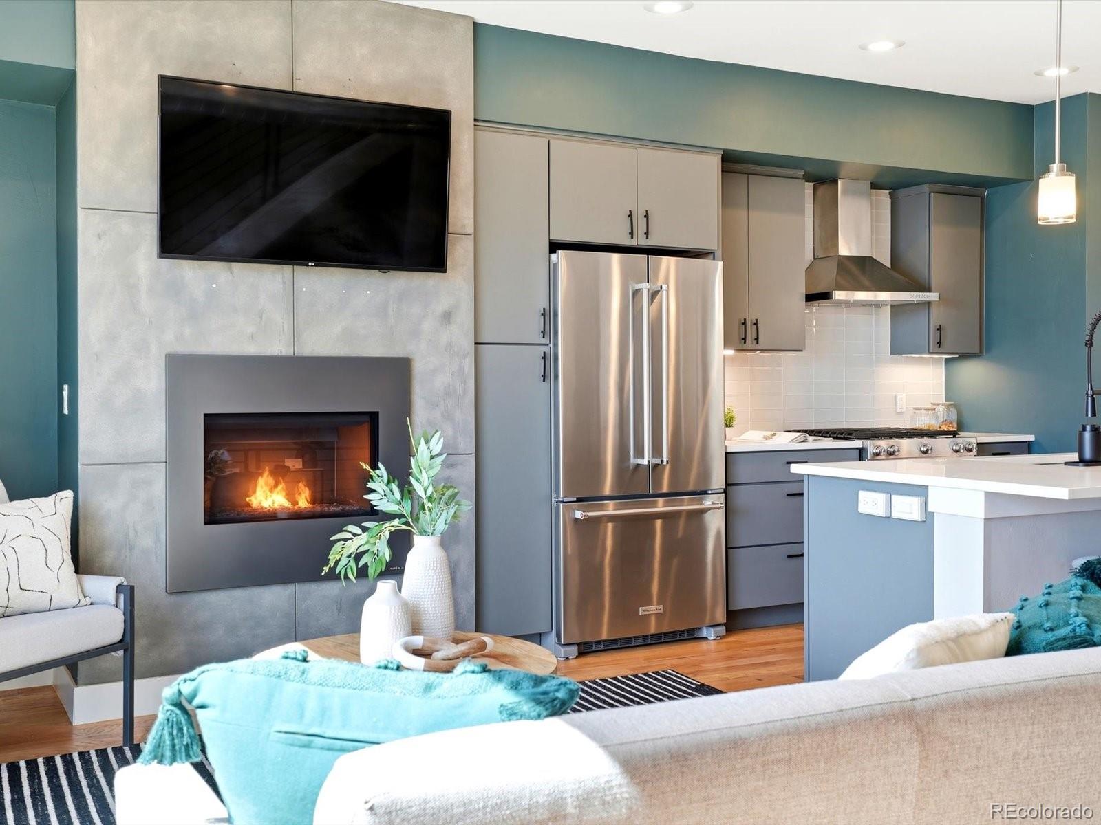 4922 Lowell Boulevard 2