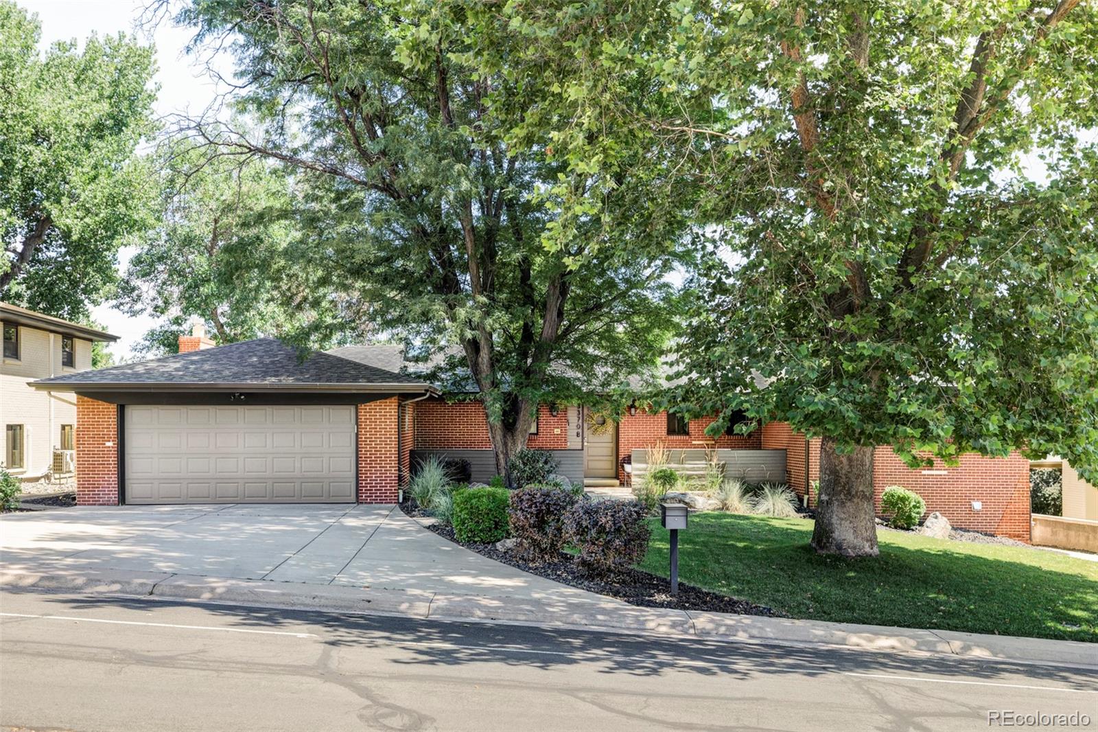 3370 Ward Road