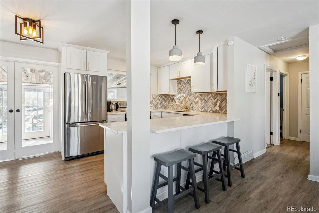 Photo of 5530 Clear Creek Drive, Denver, CO 80212 (MLS # 9206549)