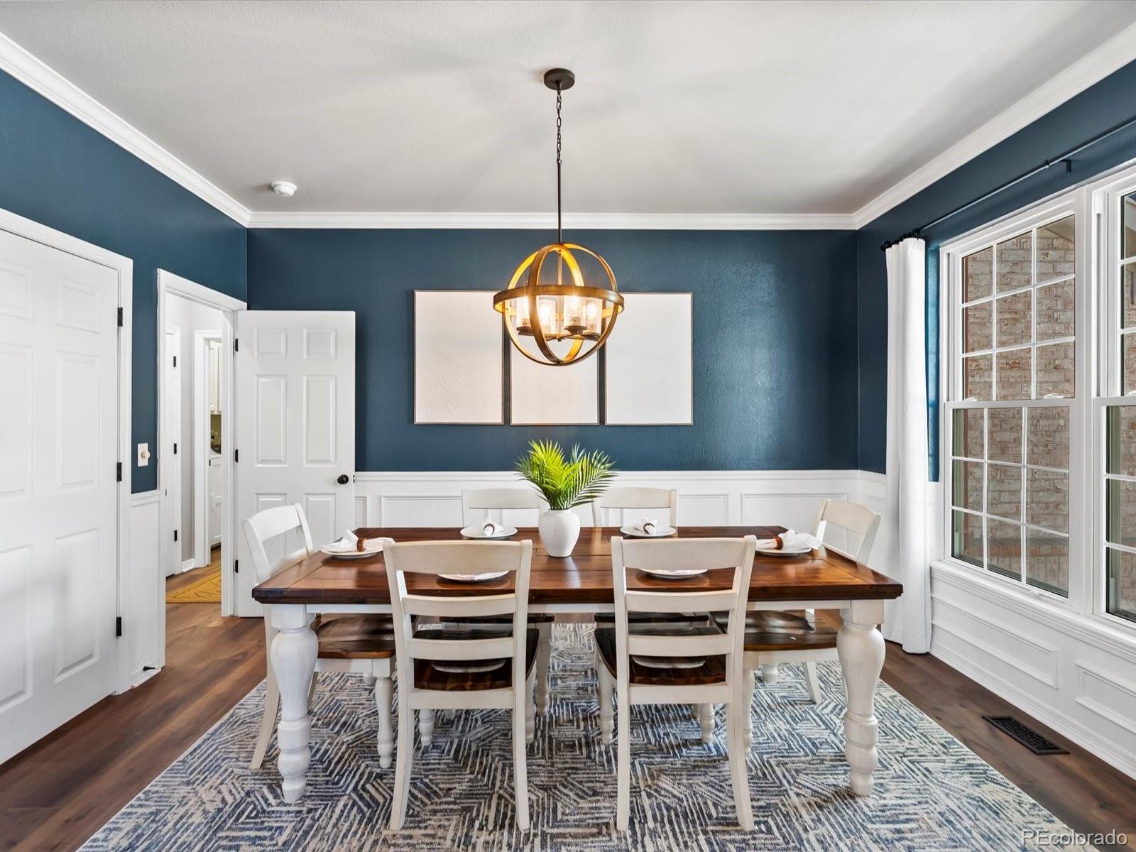 3043 W 109th Place
