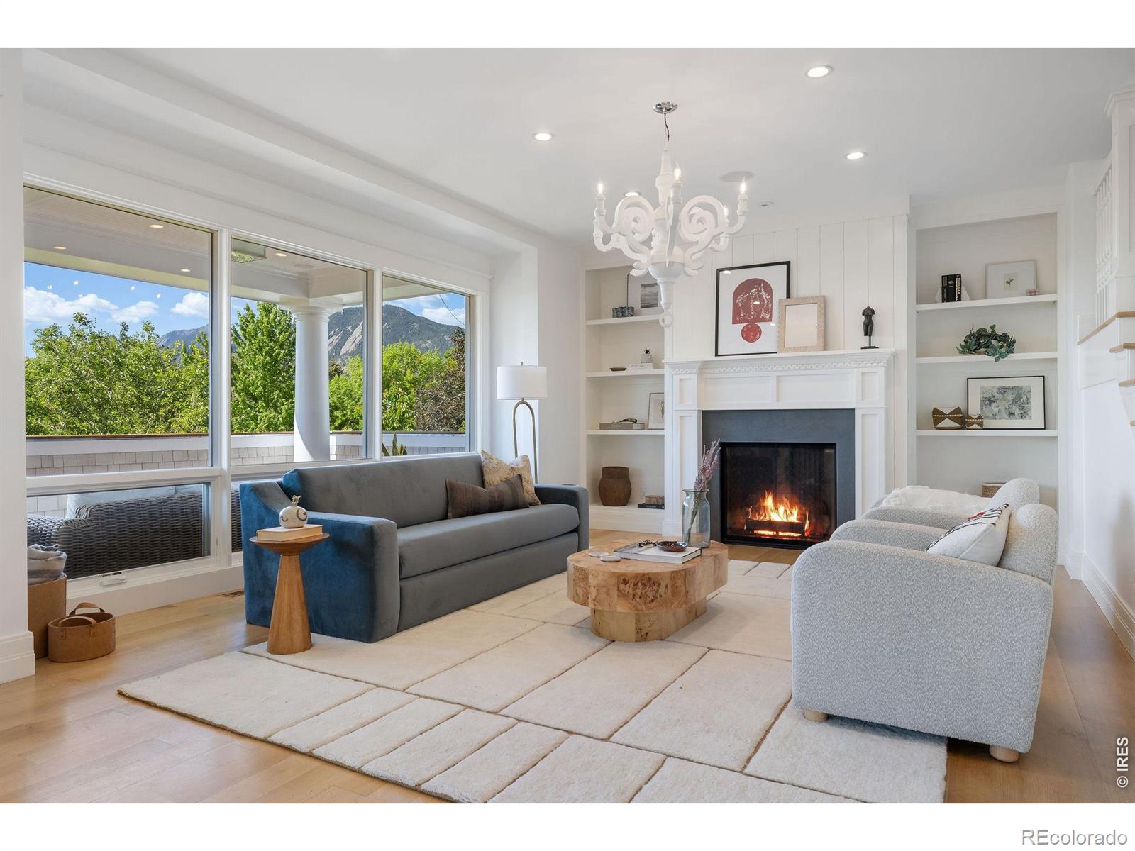 1710 Sunset Boulevard