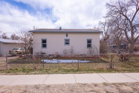 Single Family Residence in Colorado Springs CO 727 Swope Avenue 29.jpg