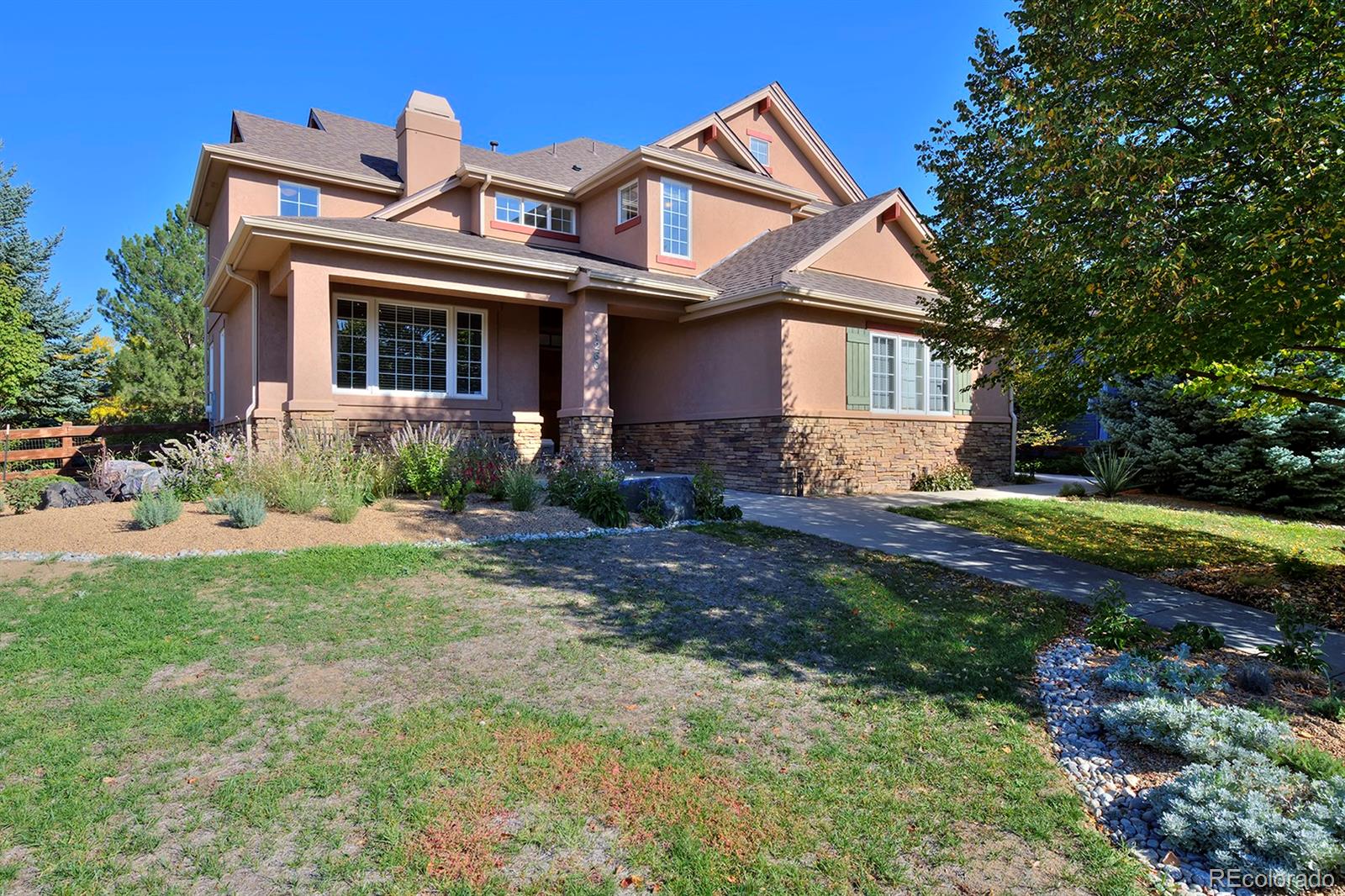 1260 Hawk Ridge Road