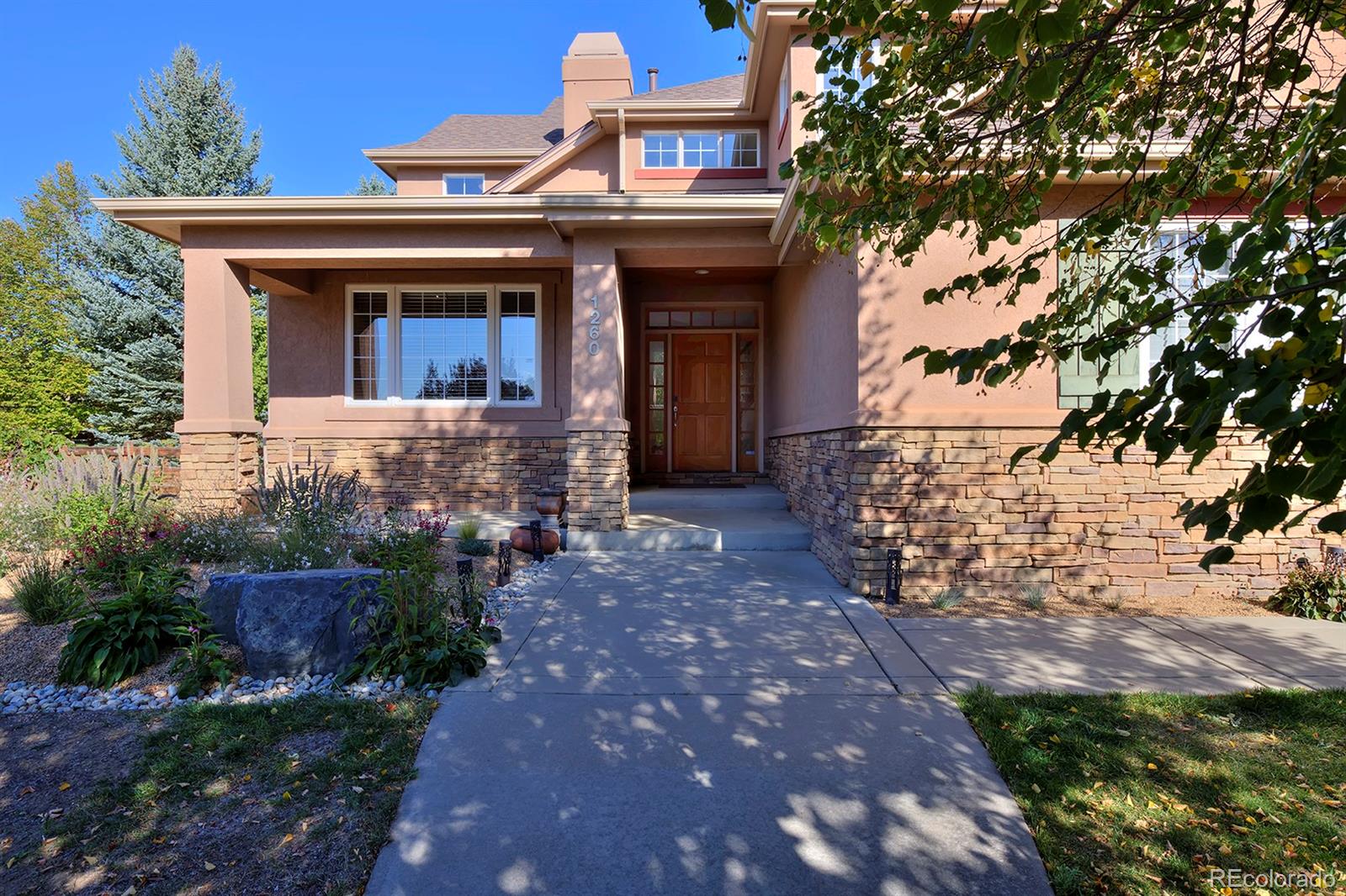 1260 Hawk Ridge Road