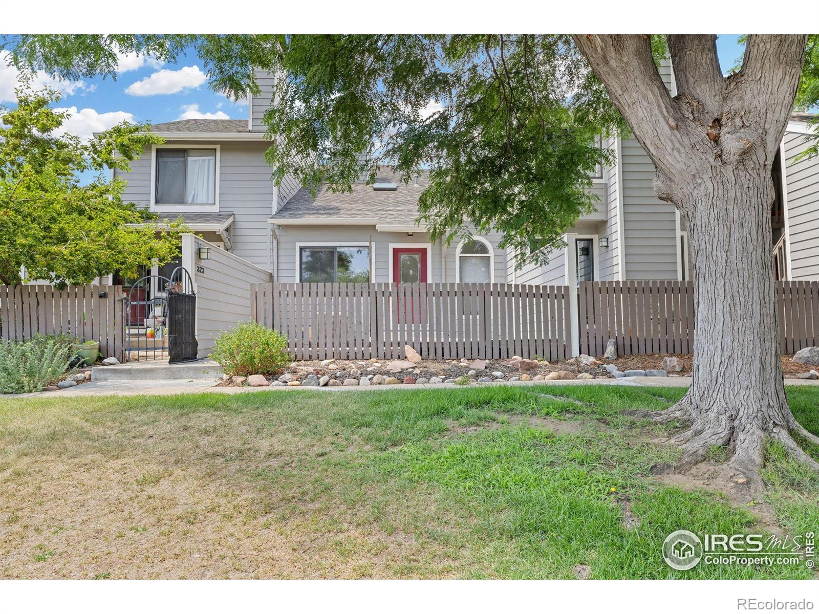 323 S Taft Court