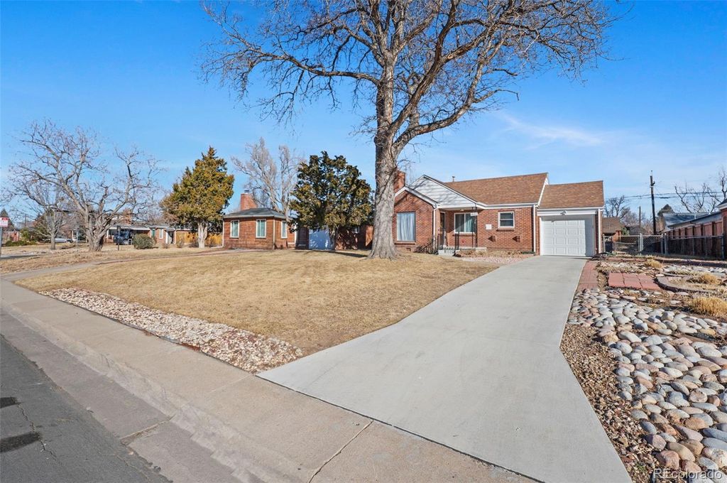 Photo of 2680 Kearney Street, Denver, CO 80207 (MLS # 6195298)