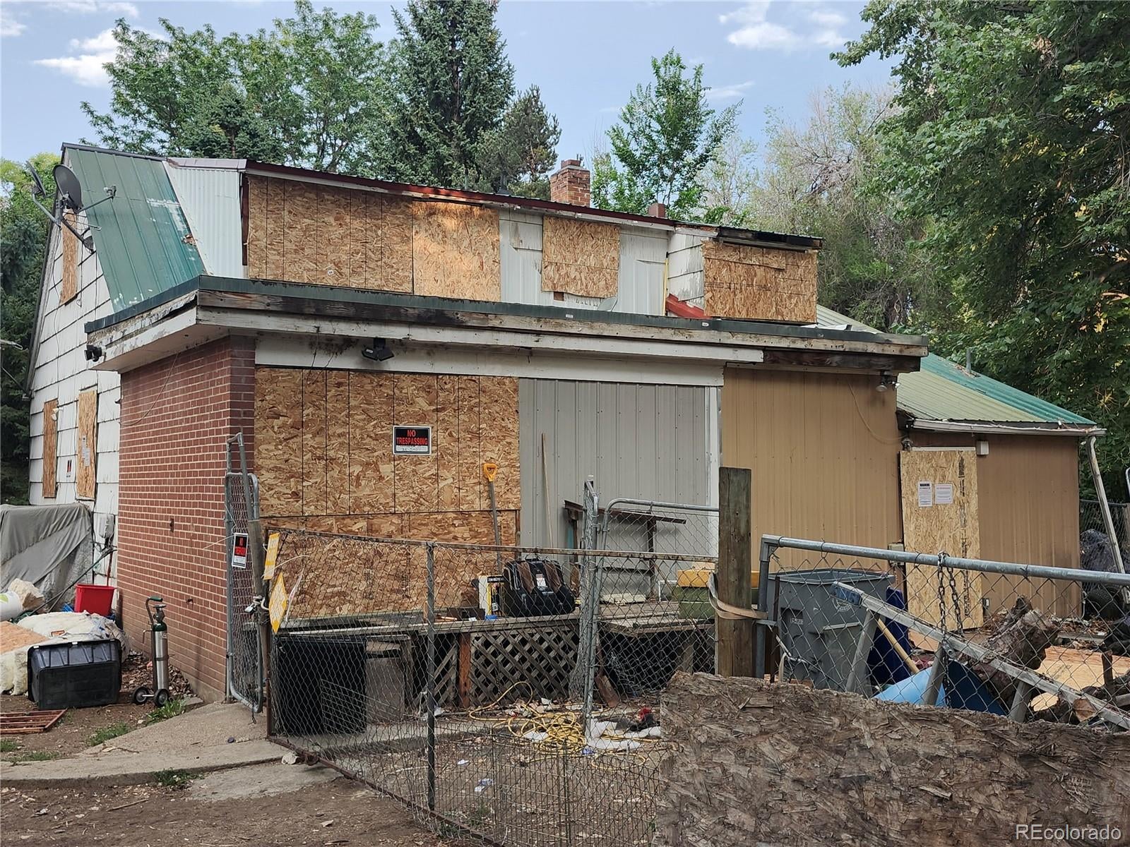 1051 Hover Street
