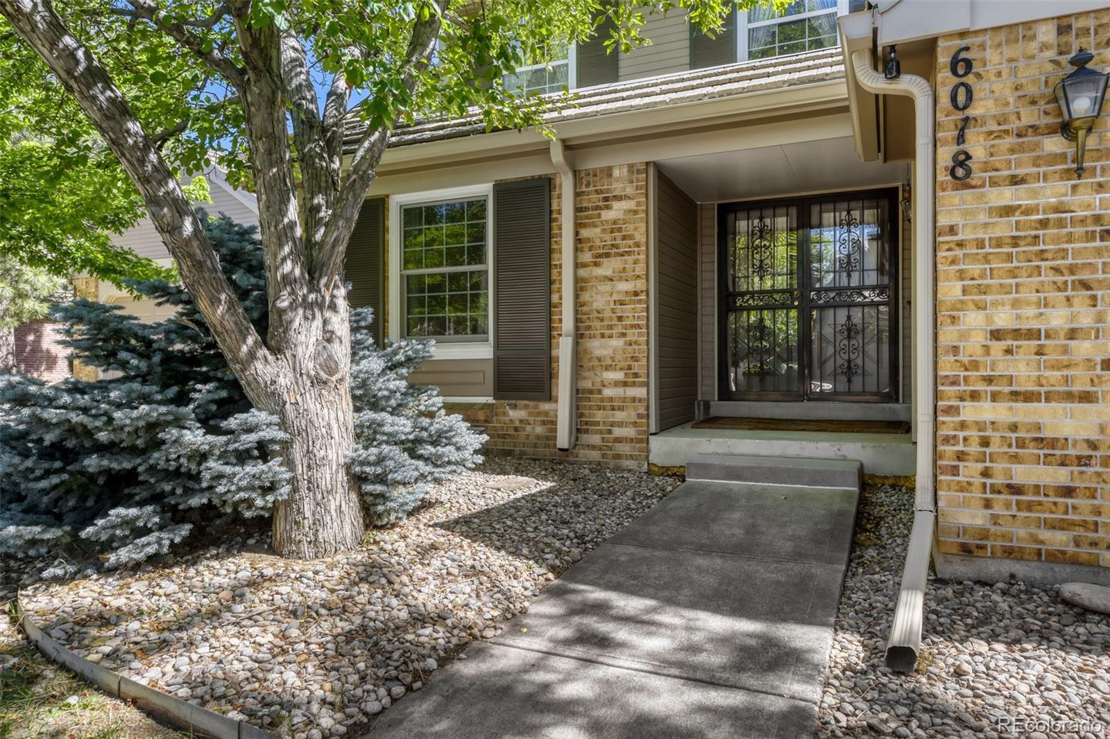 6018 E Briarwood Circle