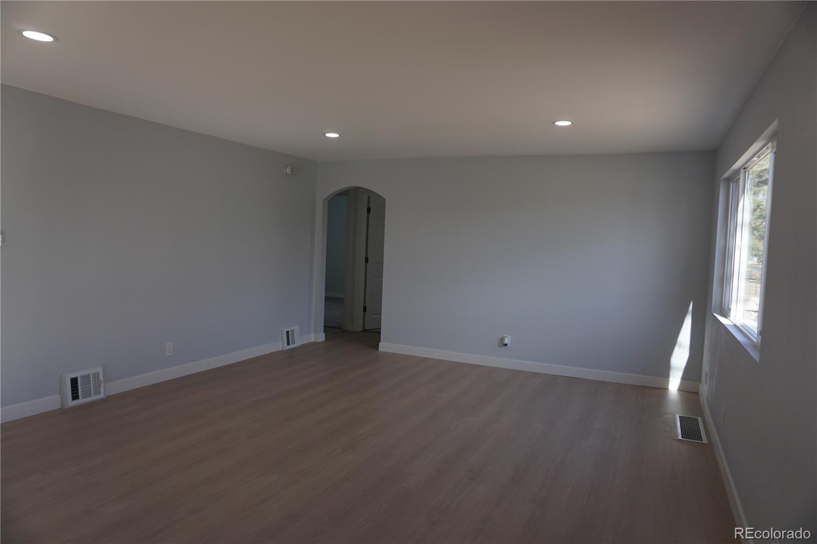 1657 Kingston Street