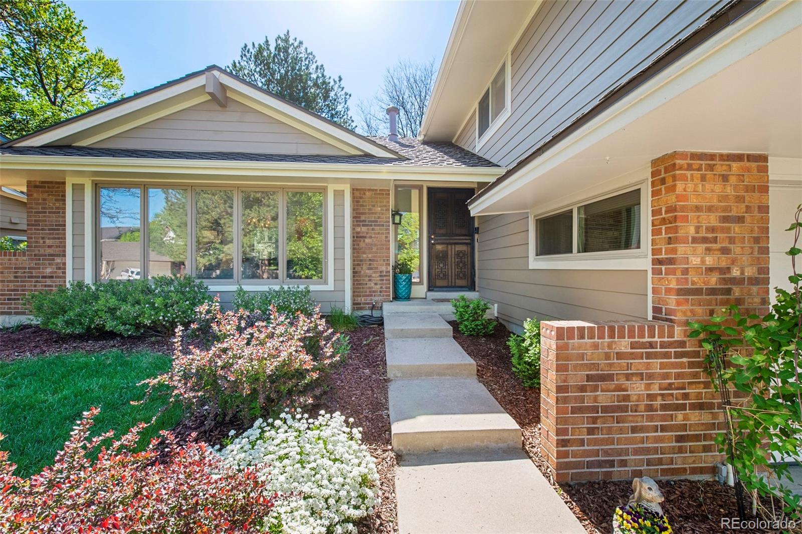 4626 E Links Drive