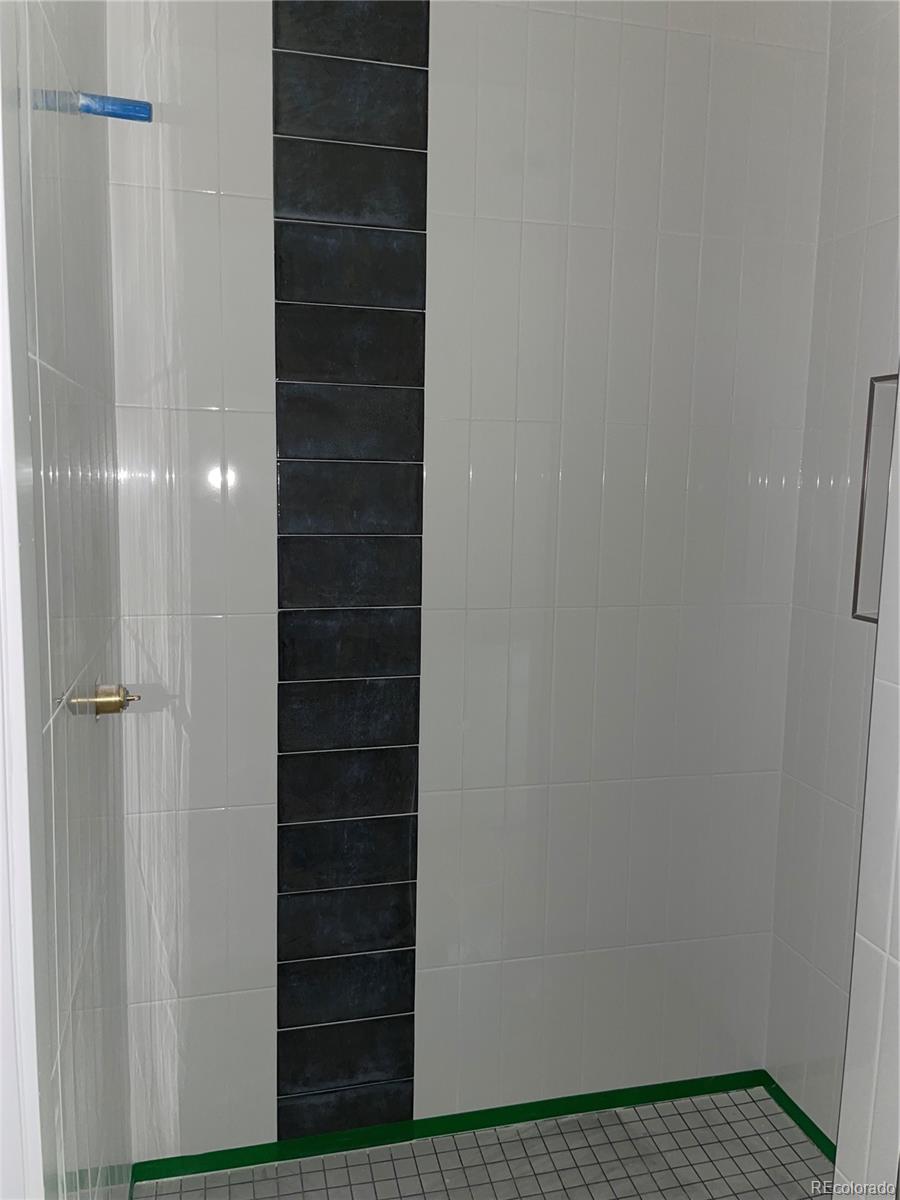 Photo 8 of 16 of 1301 Adams Avenue 104 townhome