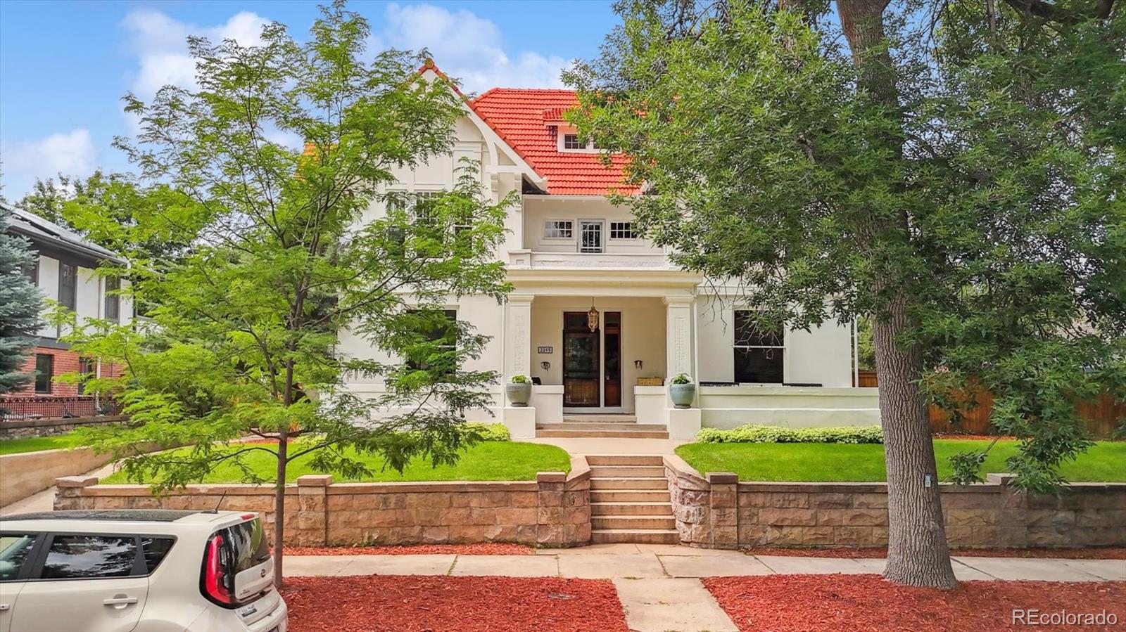 2253 N Fairfax Street 2255