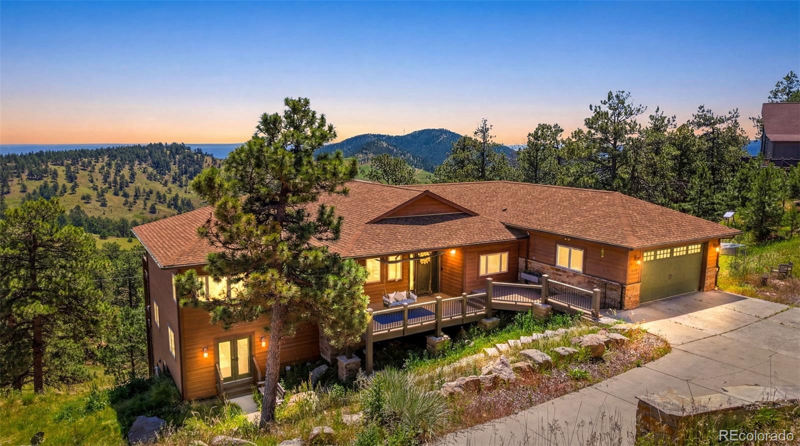 1520 S Lininger Drive
