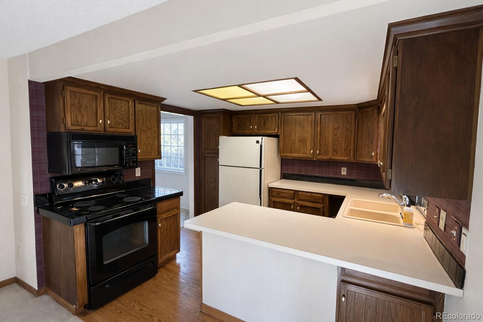 8212 S Tamarac Street