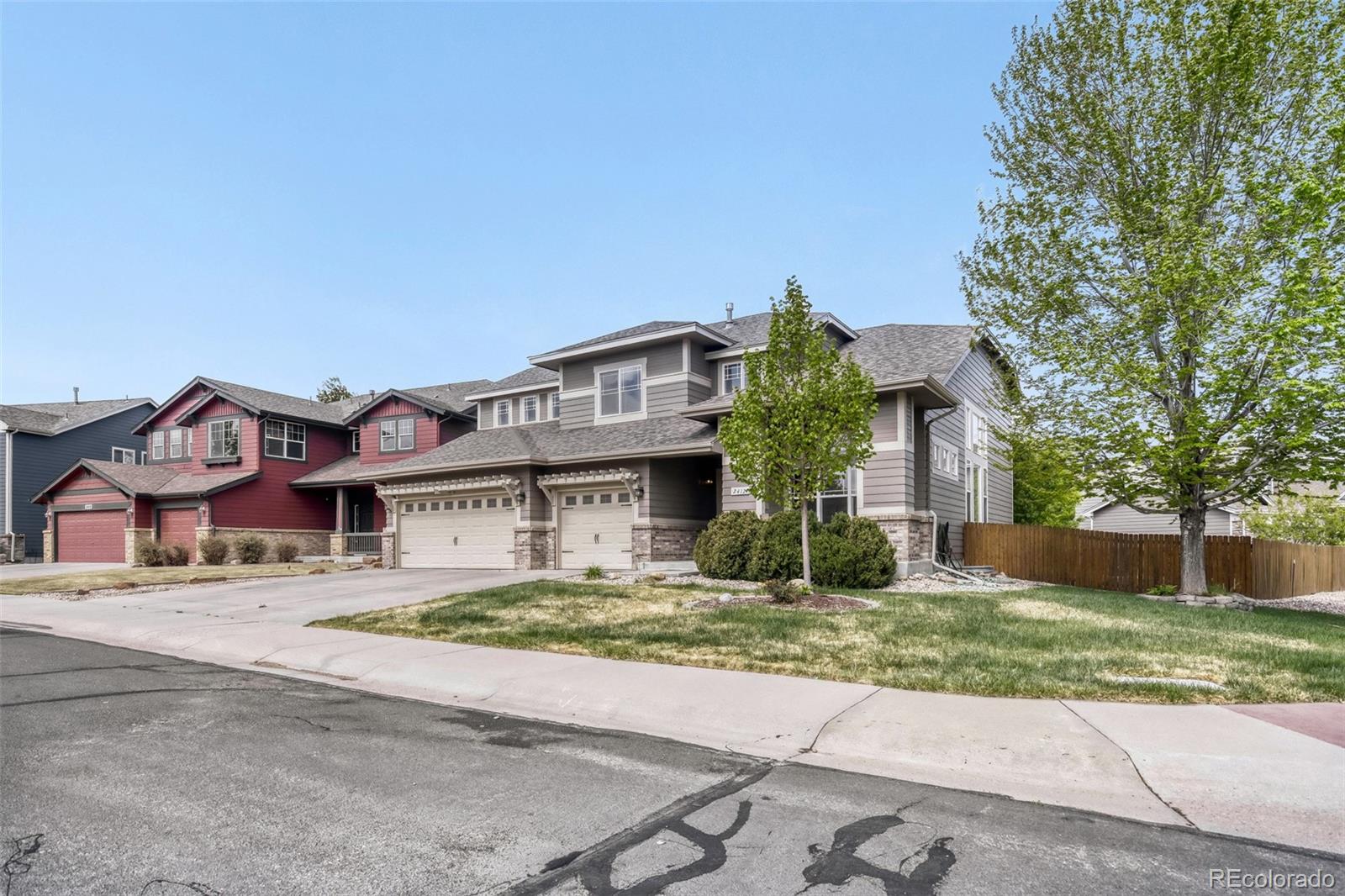 2412 White Wing Road