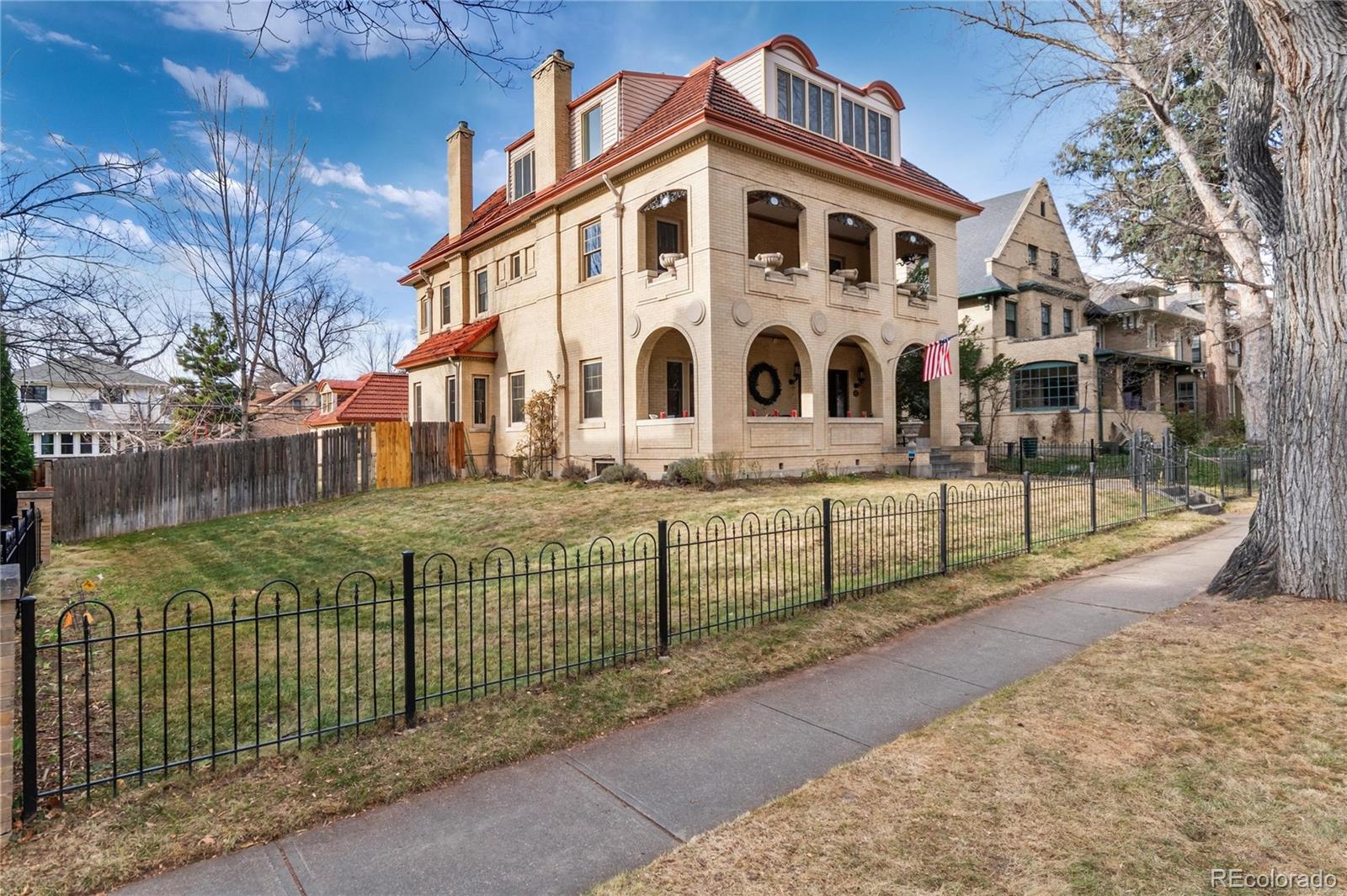 735 N Williams Street