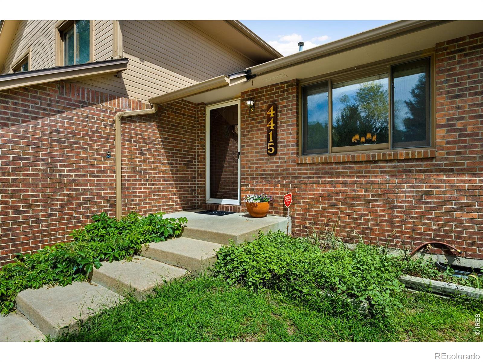 4415 W 17th Street