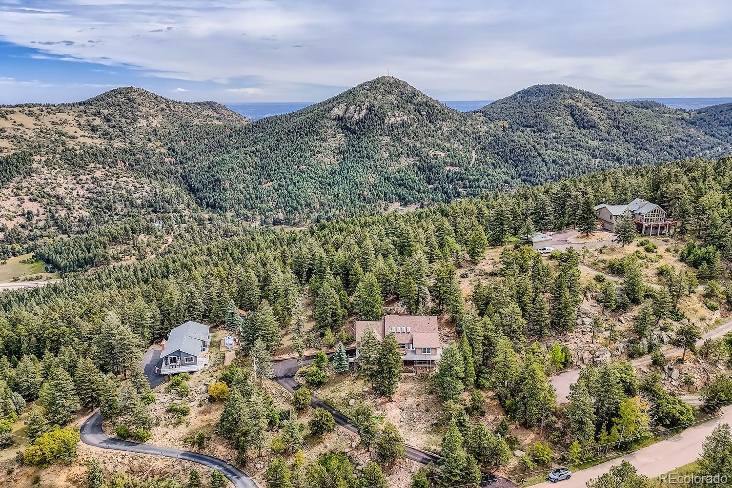 6530 Ridgeview Drive